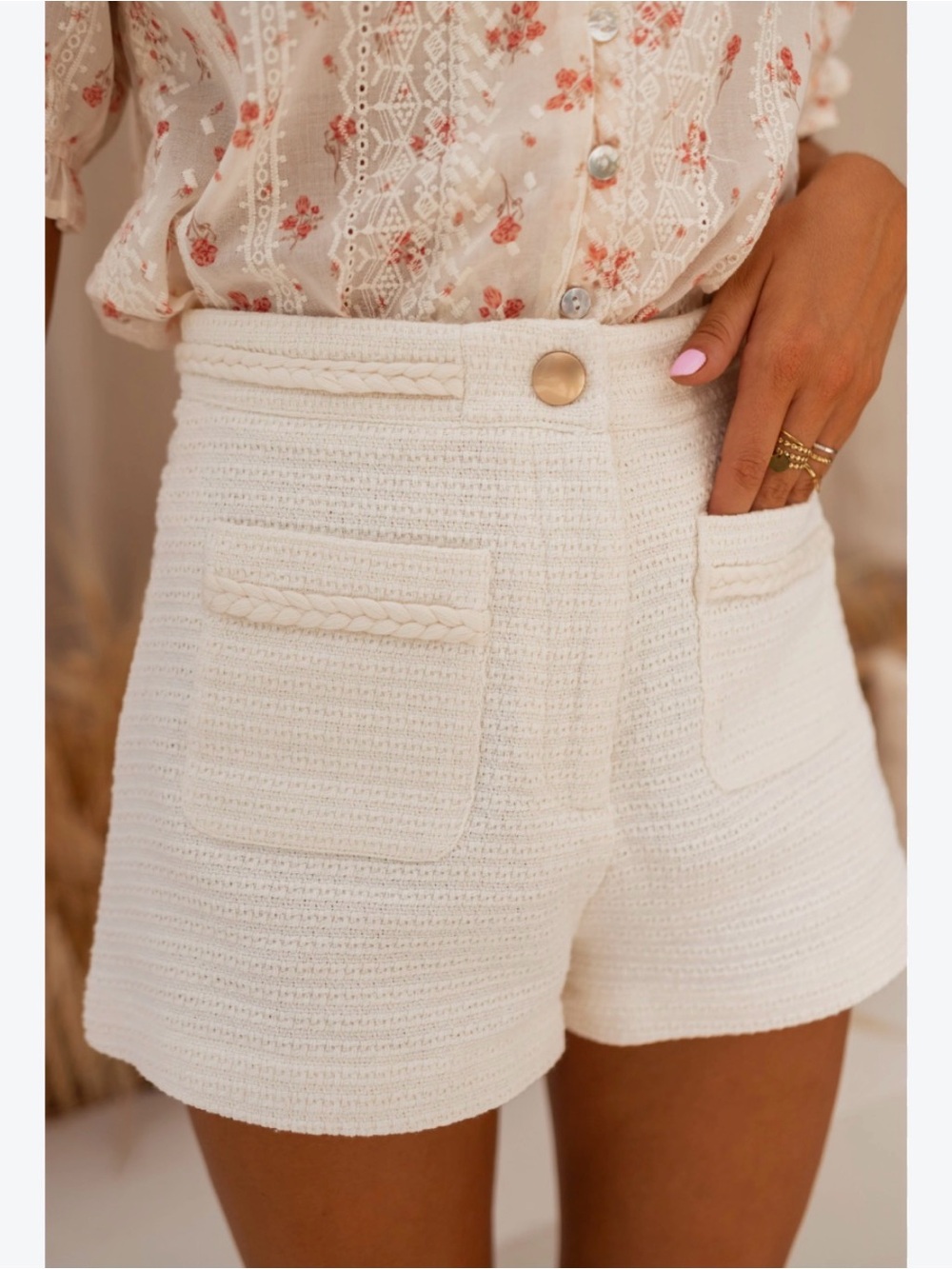 High-Waist Cream Textured Women’s Shorts with Braided Trim